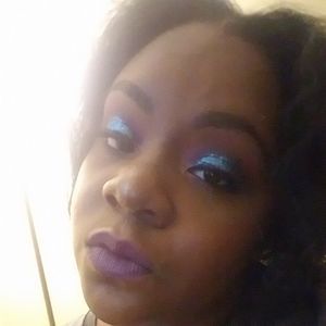 Meet your Posher, Shelly